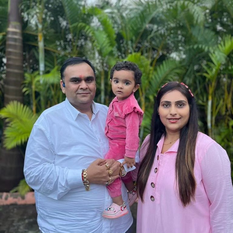  મારી જીવનસાથી નીતાને જન્મદિવસની ખૂબ ખૂબ શુભેચ્છા.